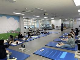 가평군, '영유아 '베이비 마사지 교실' 큰 인기' 기사 이미지