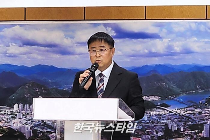 취임사하는 제34대 최규일 신임 가평읍장